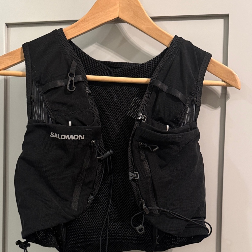 Salomon Women’s Black Running Vest